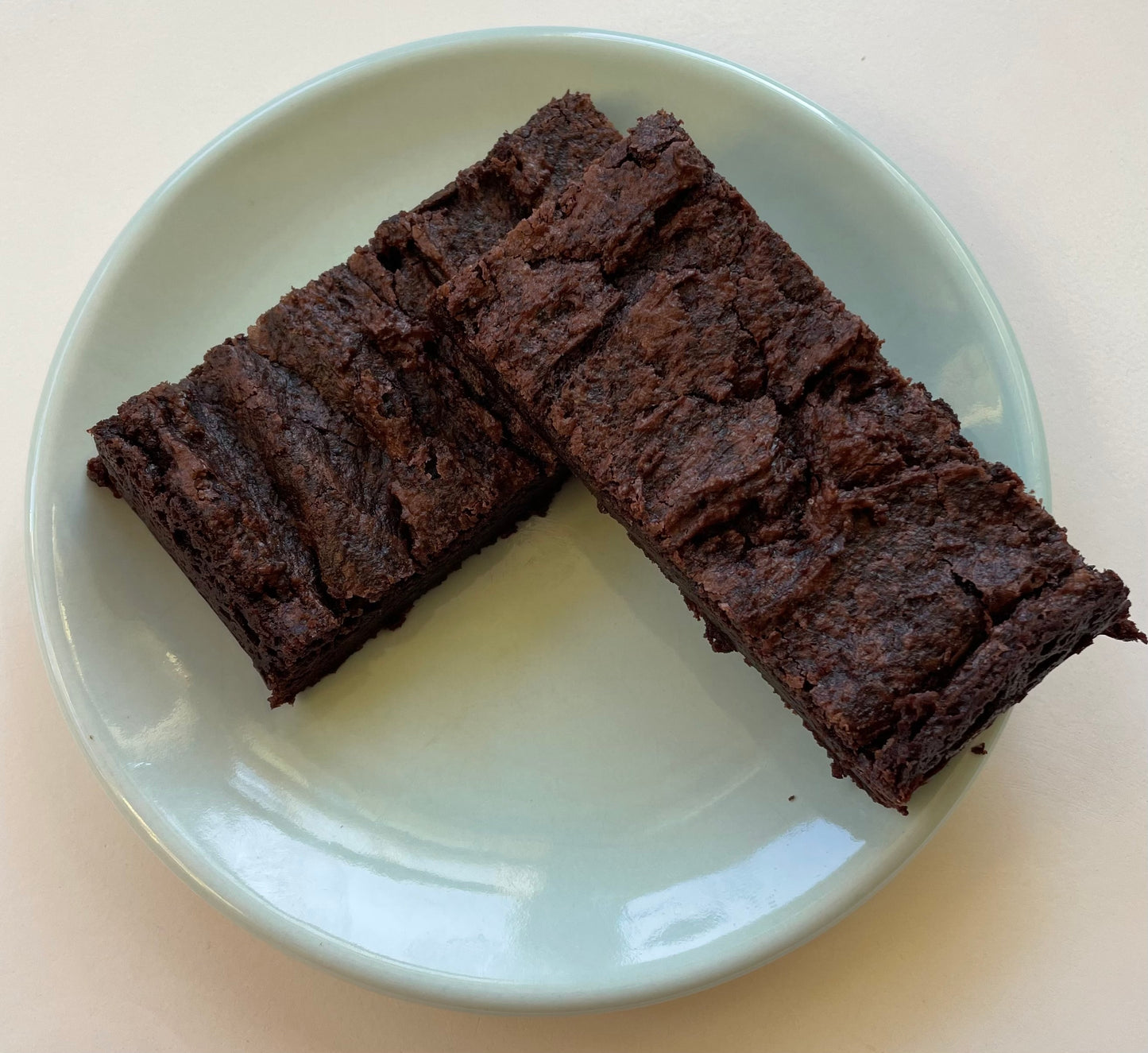 Vegan brownies verstuurd per post